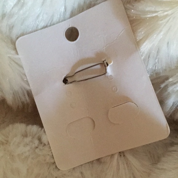 🎉SOLD!🎉NWT Star Hair Clips - Picture 12 of 12